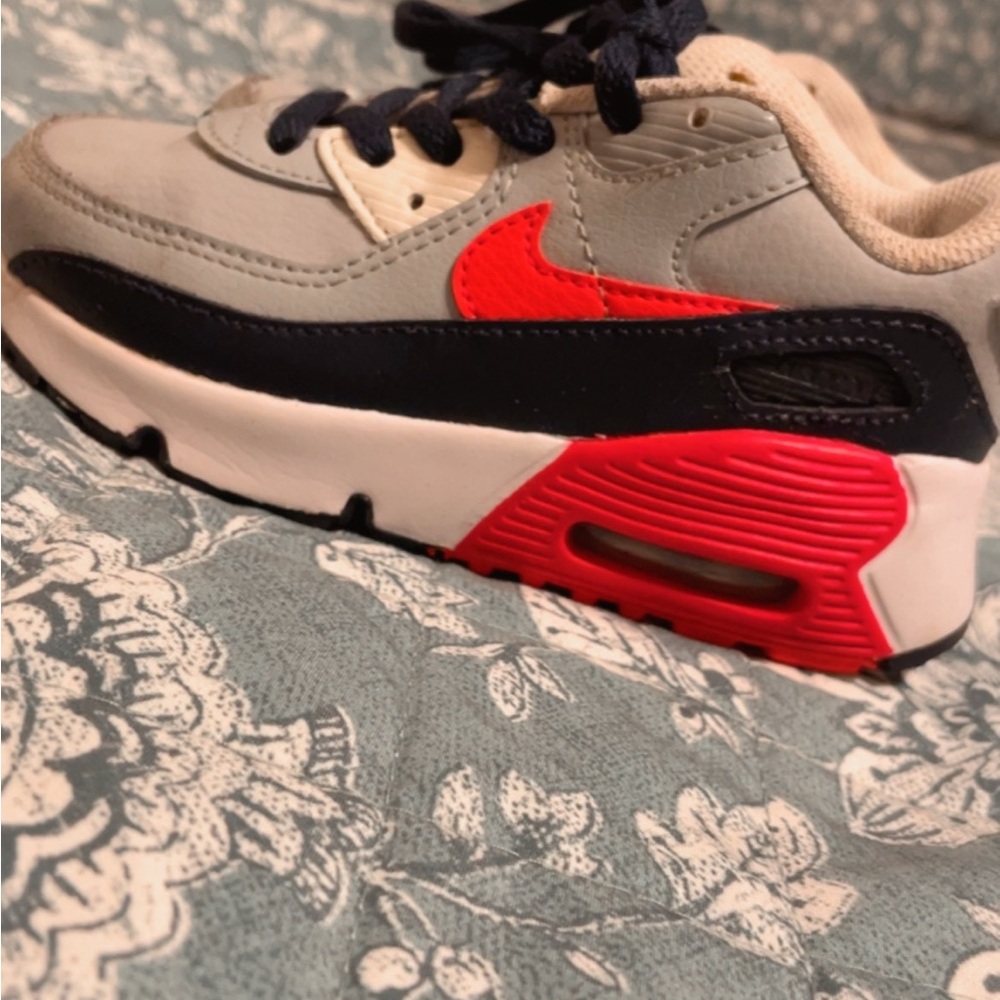 Nike Kids Gray and Red Sneakers